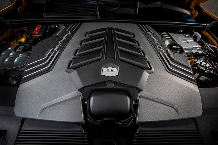 2019-2021 Lamborghini Urus Engine
