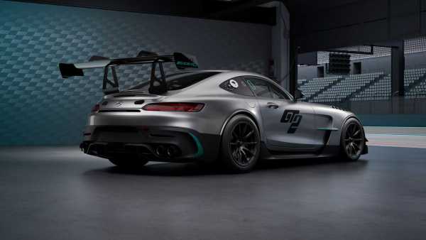 Mercedes-AMG GT2 - новая игрушка для трека представлена